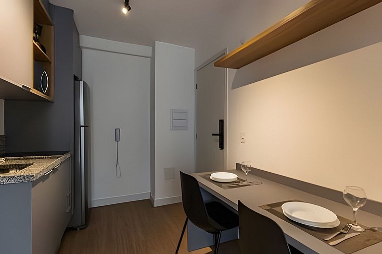 Studio 300m do metro | Restaurantes | Comercio