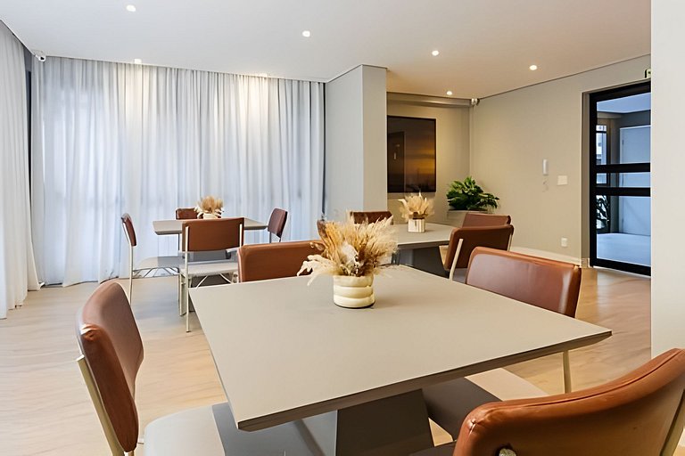 Studio 300m do metro | Restaurantes | Comercio